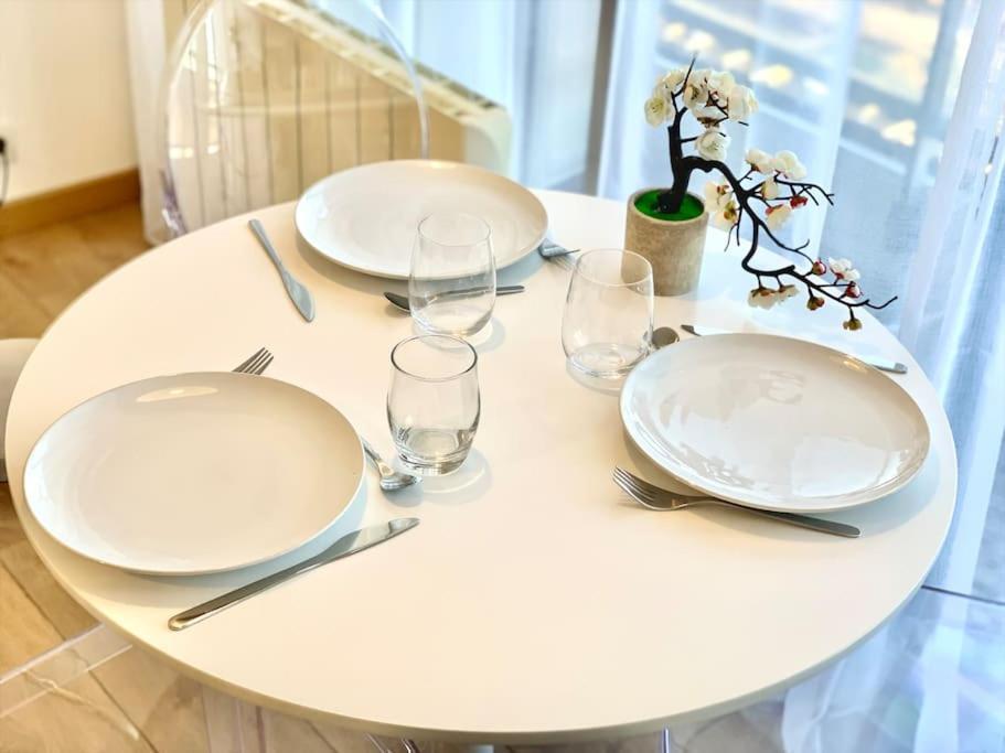 Lumineux Et Cosy, Avec Parking, 2 Mn Gare, 2Mn Muse, 5Mn Centre Apartment Metz Exterior photo